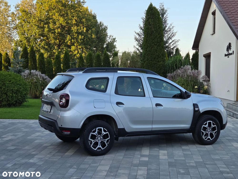 Dacia Duster 1.6 SCe Laureate S&S - 14