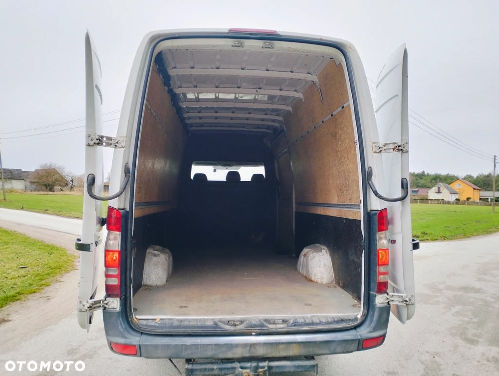 Mercedes-Benz SPRINTER - 6