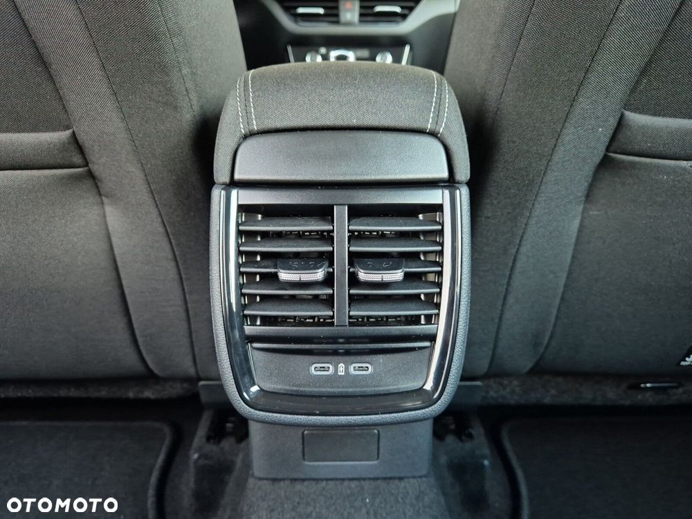 Skoda Kamiq 1.5 TSI Drive DSG - 41