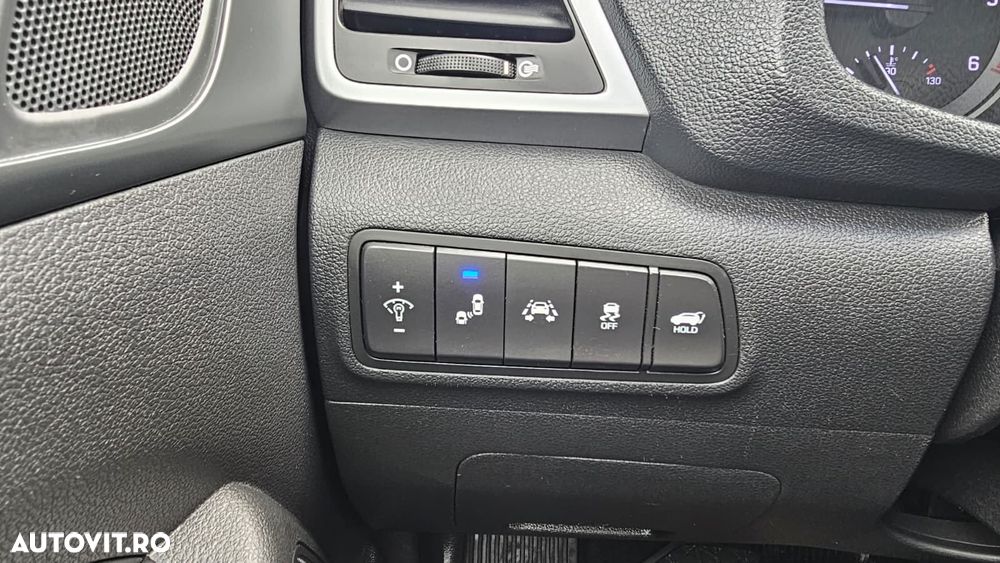 Hyundai Tucson blue 1.7 CRDi 2WD DCT Premium - 17