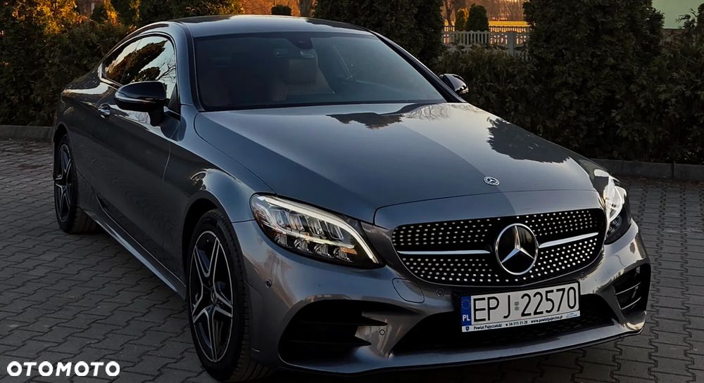 Mercedes-Benz Klasa C 180 AMG Line - 2