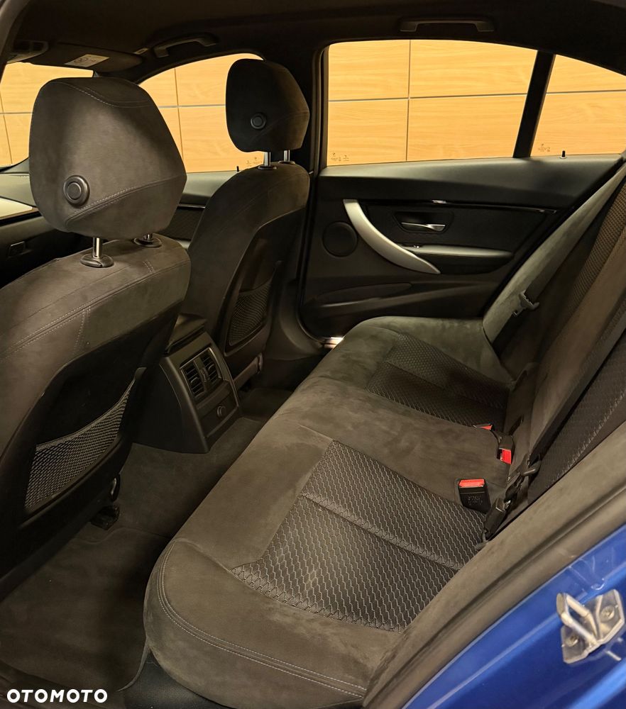 BMW Seria 3 320d xDrive M Sport sport - 10