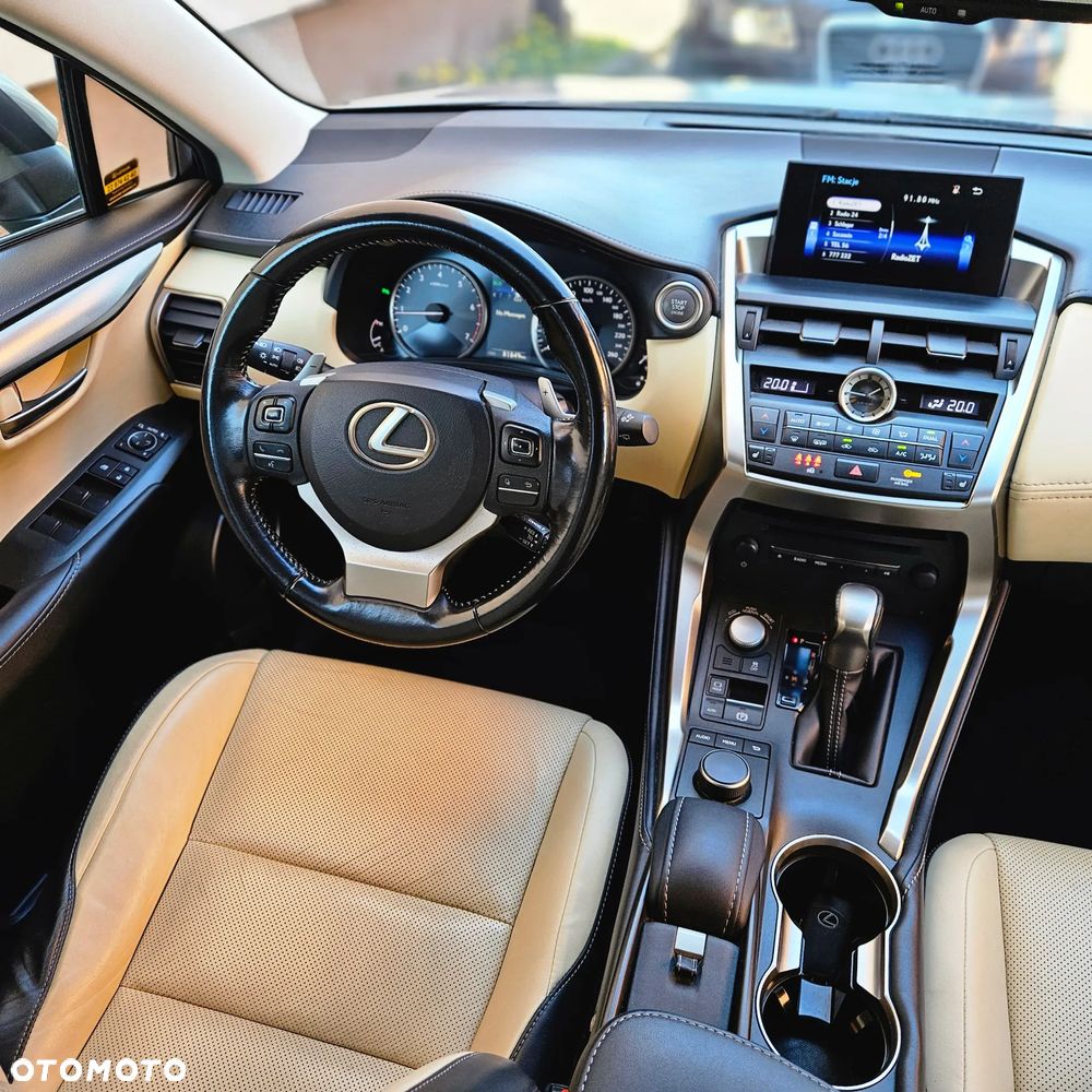 Lexus NX 200t AWD Luxury Line - 13