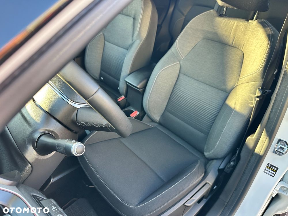 Renault Captur TCe 100 INTENS - 16