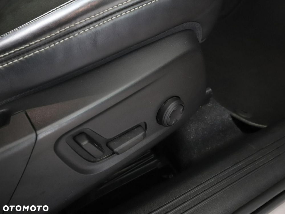 Volvo XC 40 T5 Recharge DKG RDesign - 41