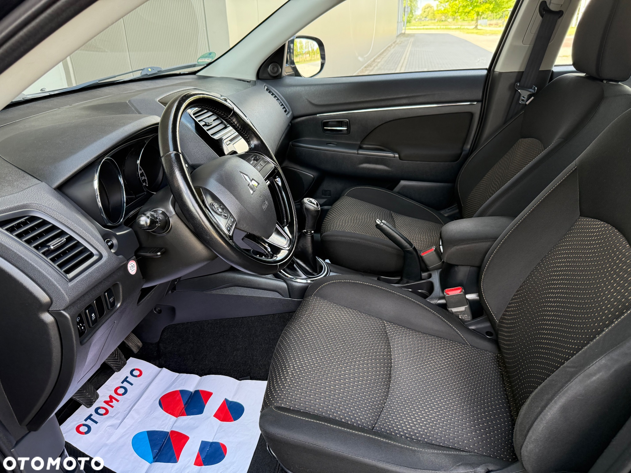 Mitsubishi ASX - 14