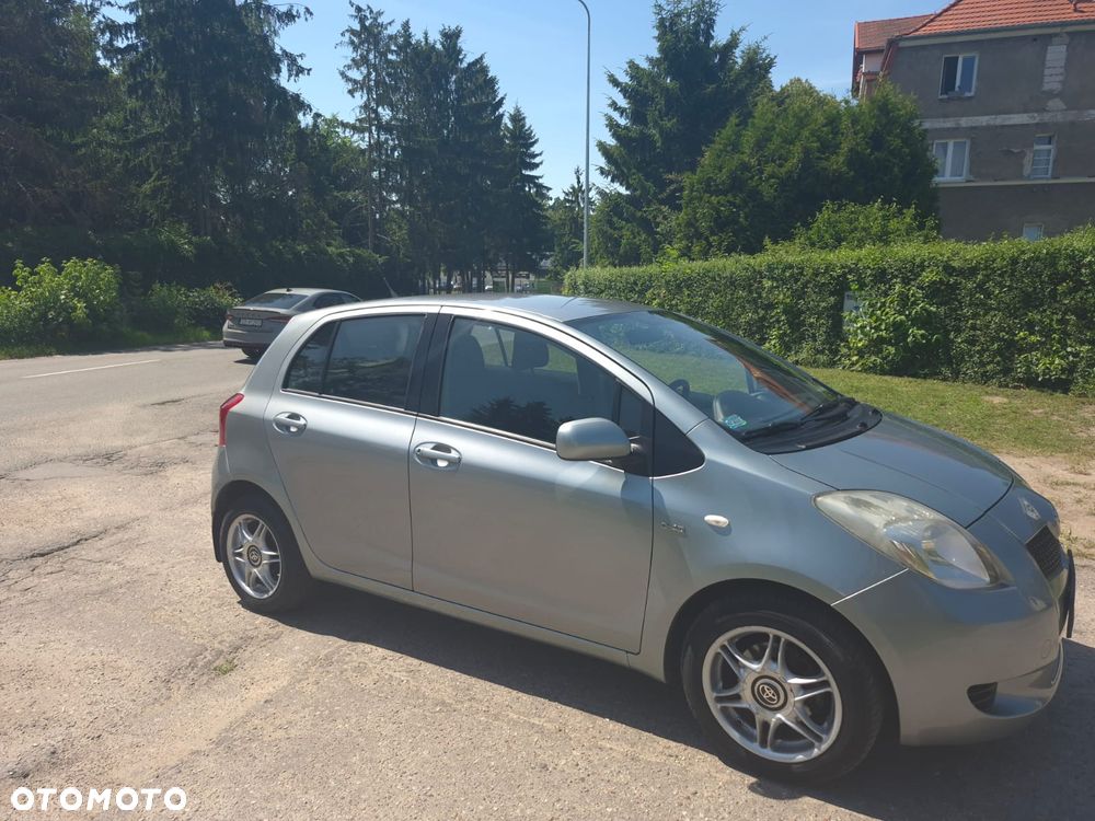 Toyota Yaris 1.4 D-4D Prestige - 5