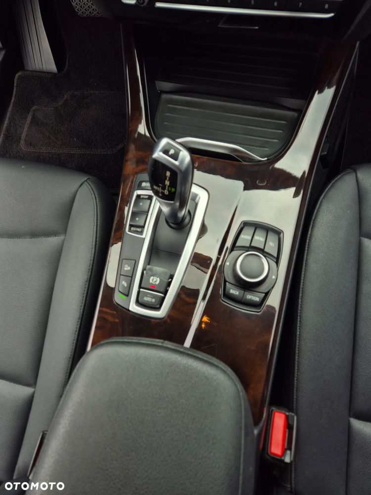 BMW X3 xDrive28i - 23