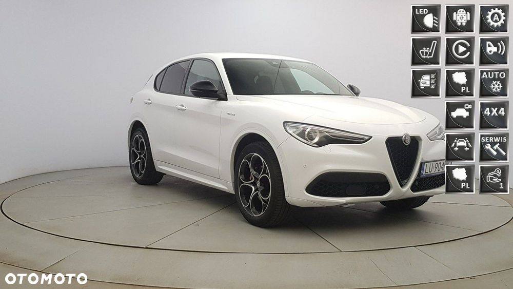 Alfa Romeo Stelvio - 1