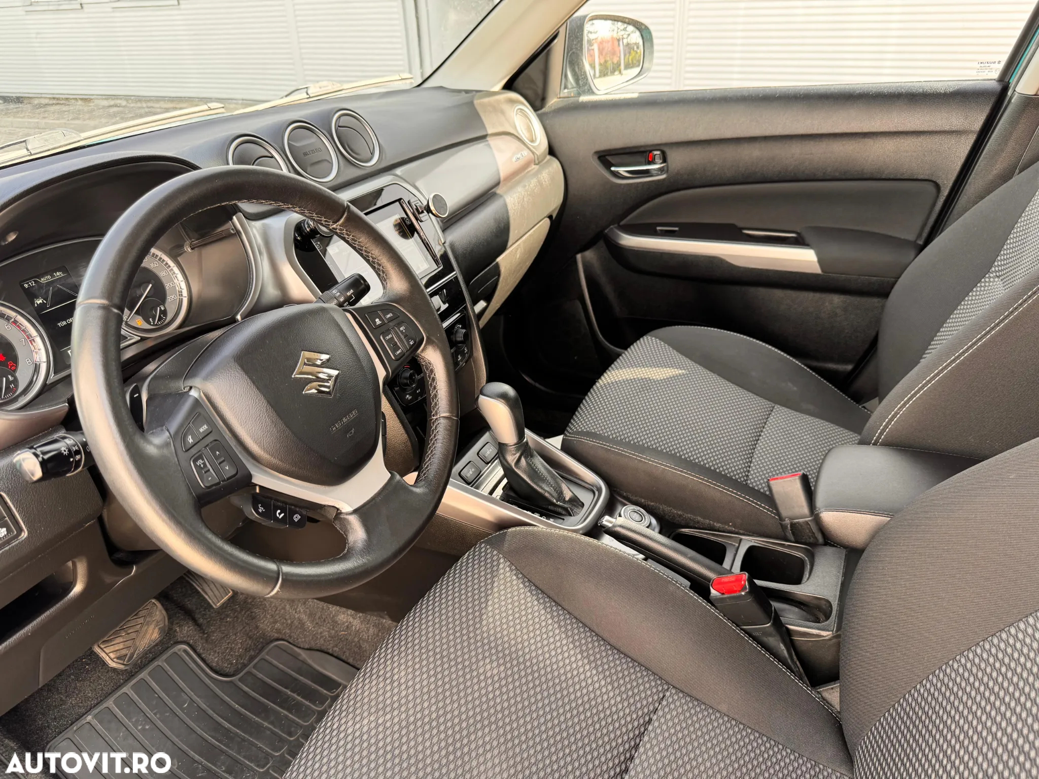 Suzuki Vitara 1.4 ALLGRIP Luxus Aut. - 26