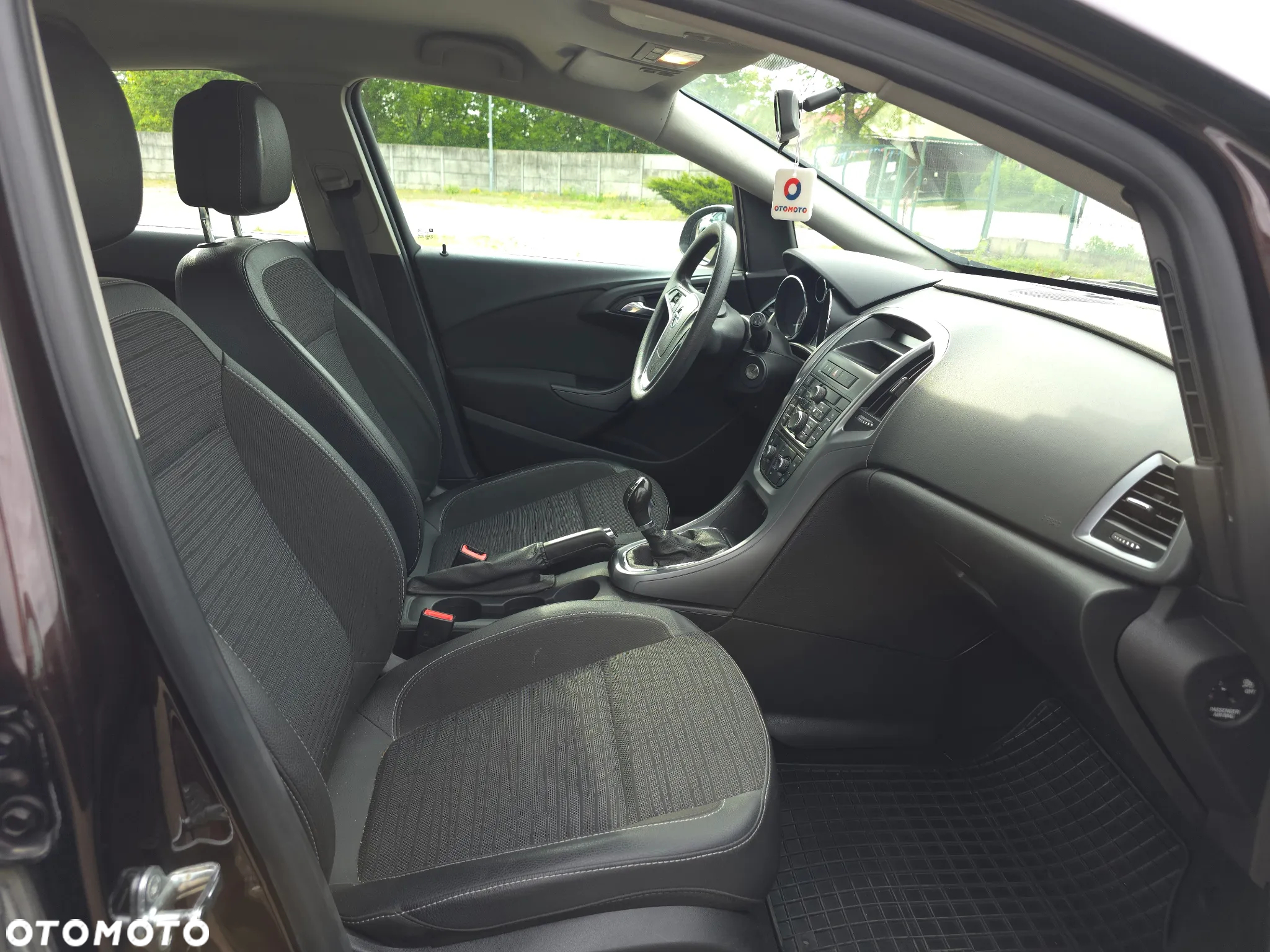 Opel Astra IV 1.6 Enjoy EU6 - 15