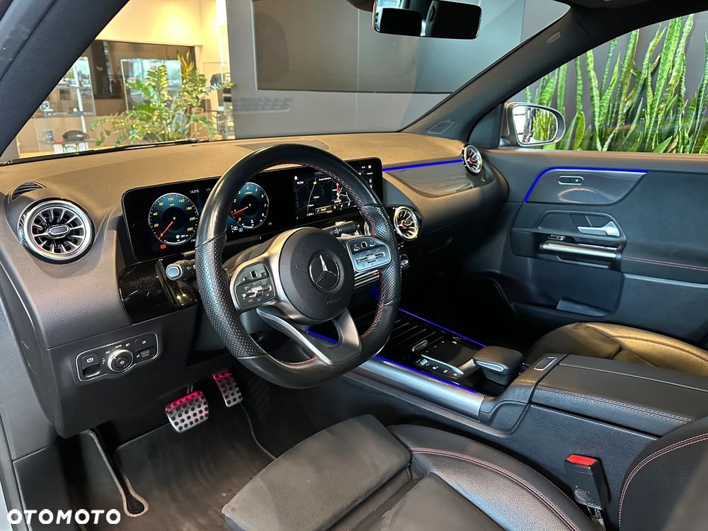 Mercedes-Benz GLA 200 AMG Line - 7
