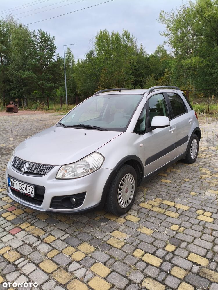 Suzuki SX4 - 1