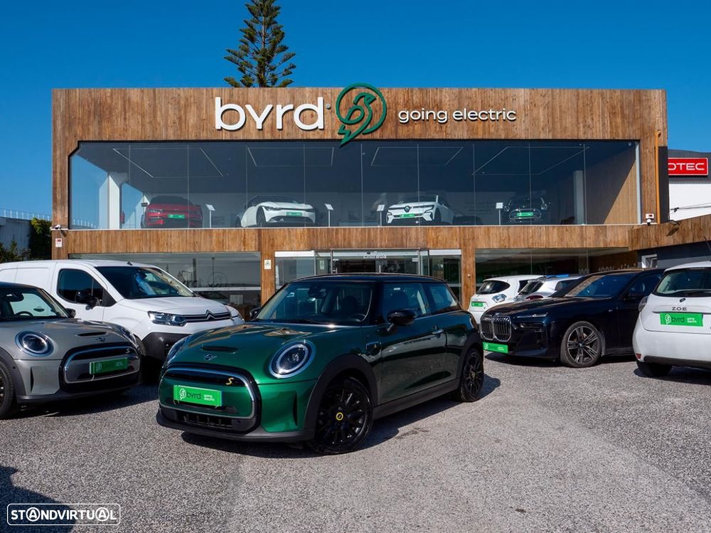 MINI 3 Portas Cooper SE Essential - 1