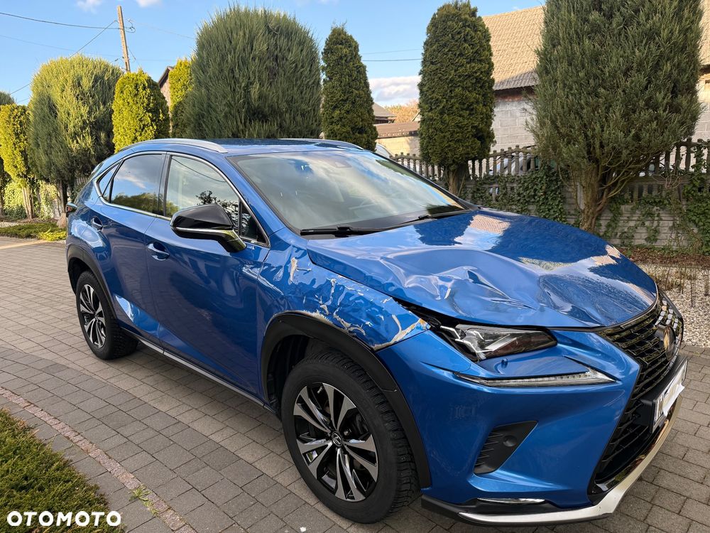 Lexus NX 300 F Impression AWD - 8