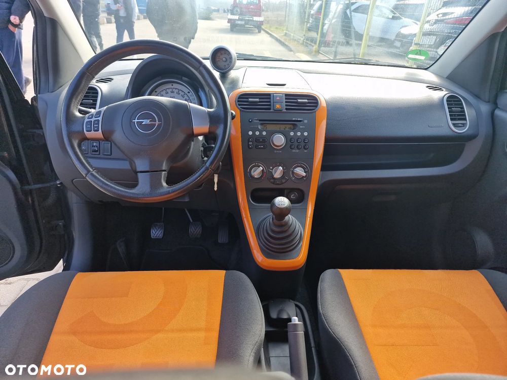 Opel Agila 1.2 Edition - 24
