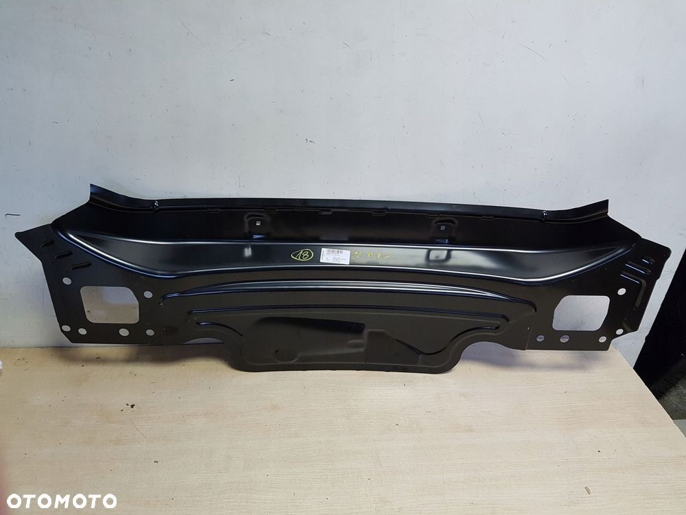 audi a5 f5 pas wzmocnienie ściana 8w6823307a - 1