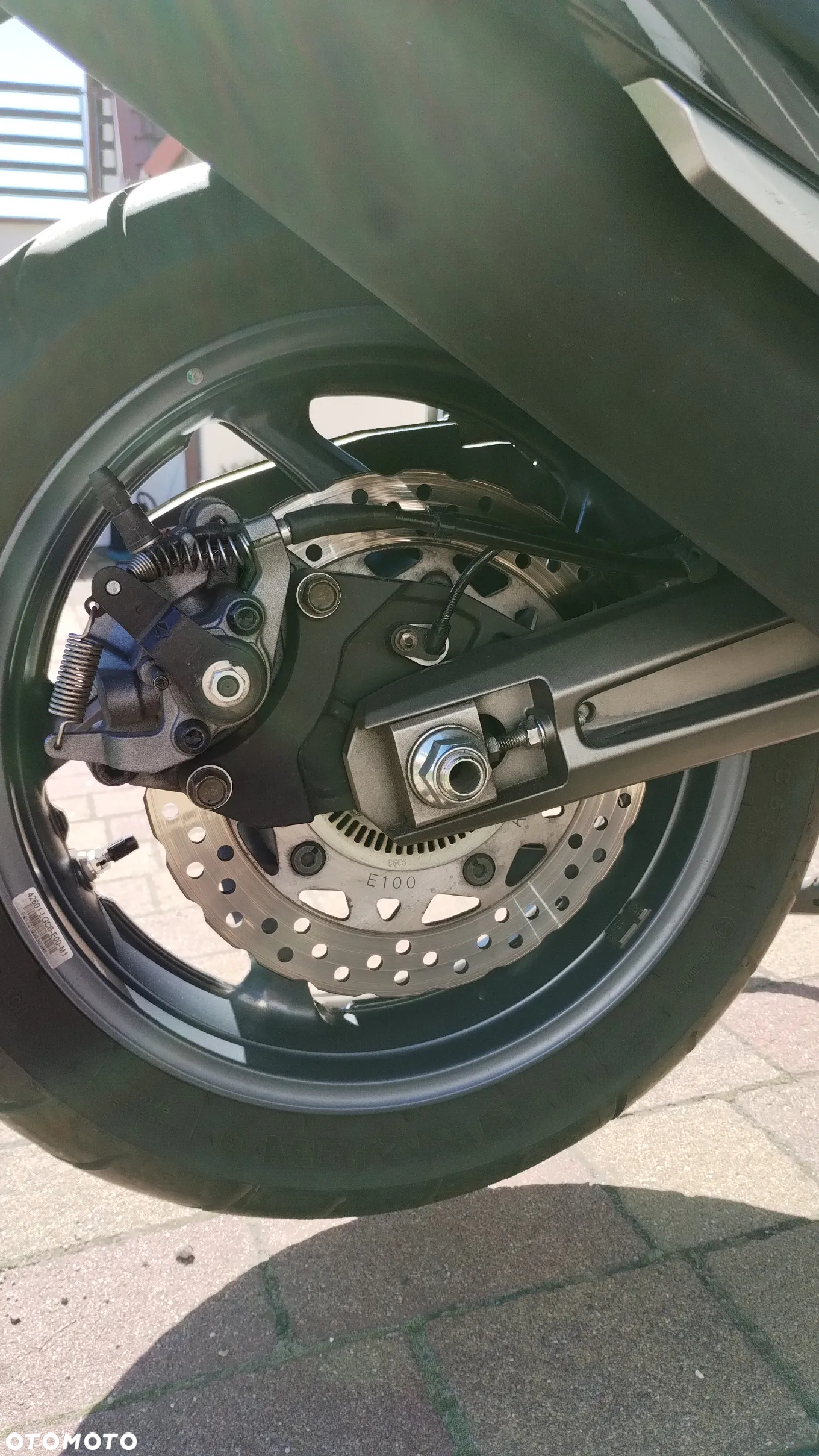 Kymco AK 550 - 5
