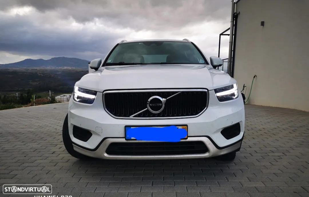 Volvo XC 40 2.0 D3 Momentum - 2