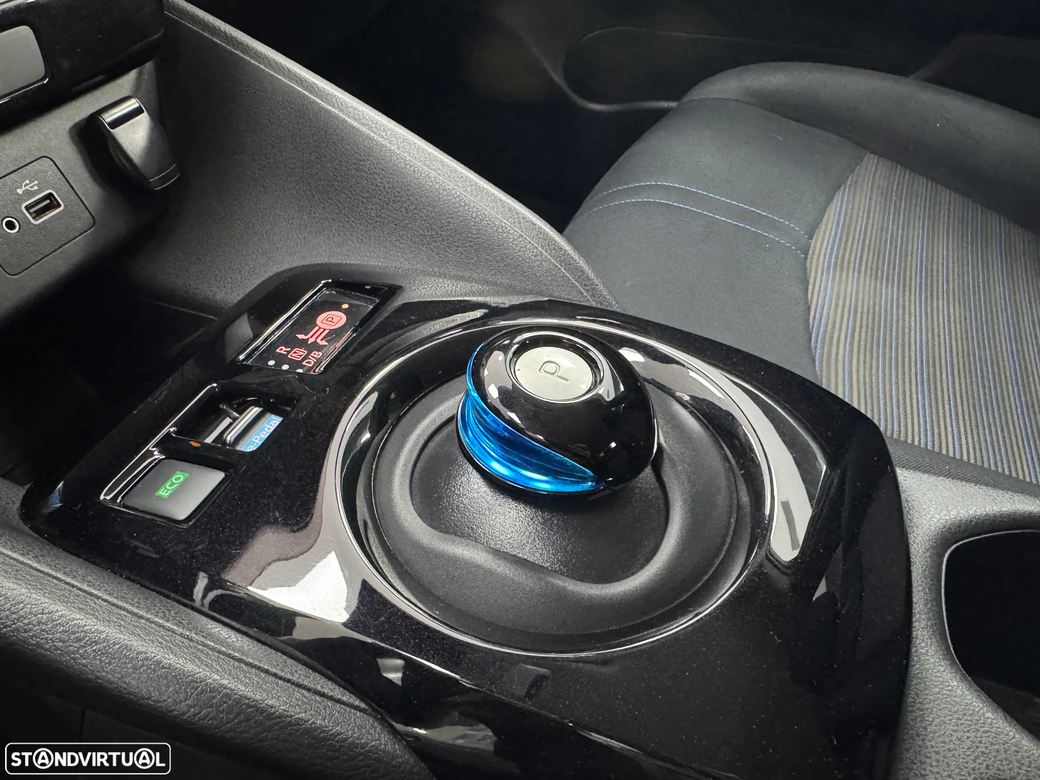 Nissan Leaf N-Connecta - 11