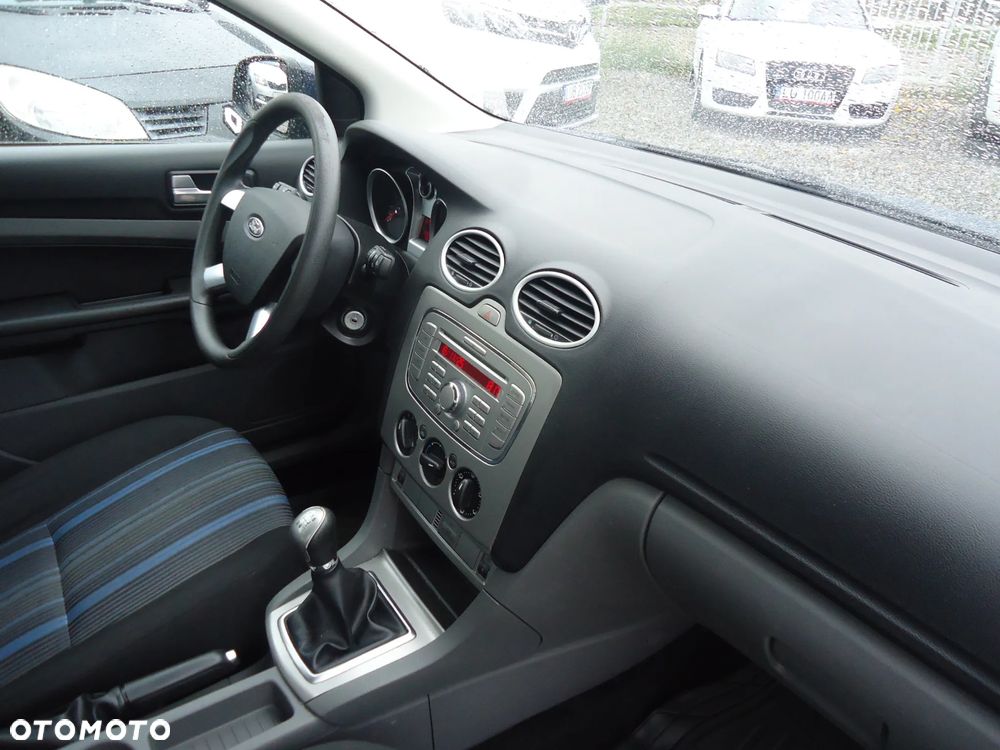 Ford Focus - 11