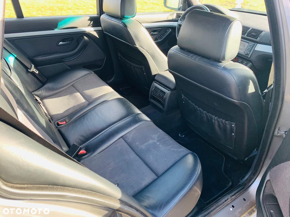 BMW Seria 5 - 11