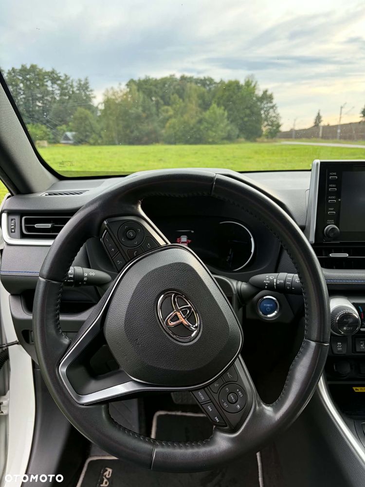 Toyota RAV4 - 15