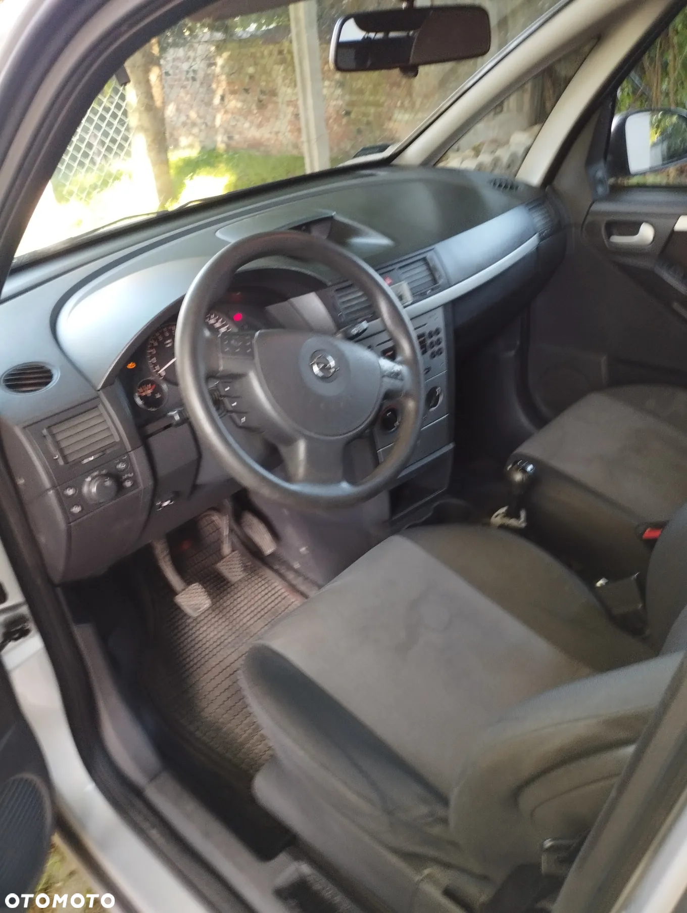 Opel Meriva 1.6 16V Essentia - 17