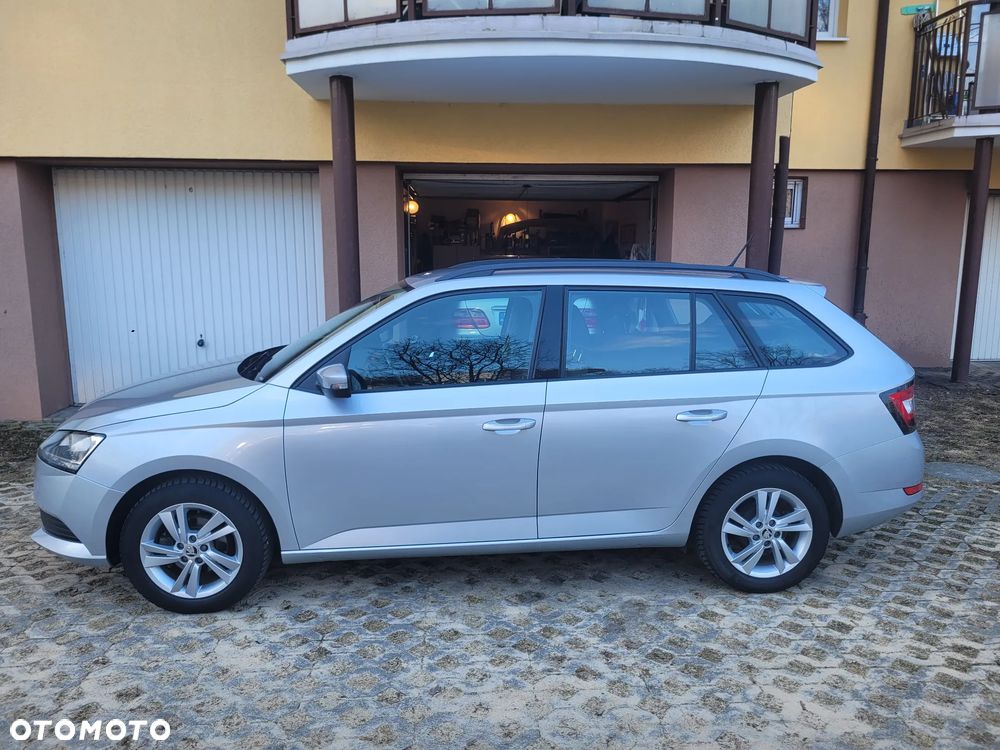 Skoda Fabia 1.0 TSI Ambition - 10