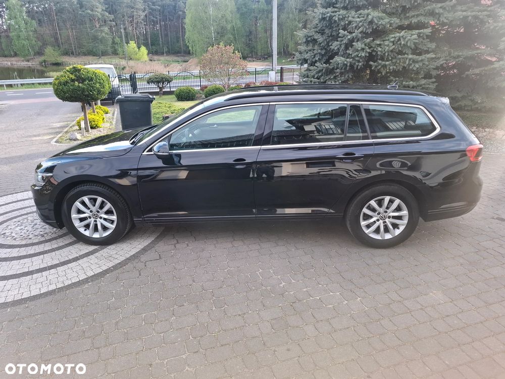 Volkswagen Passat 2.0 TDI SCR Elegance - 8