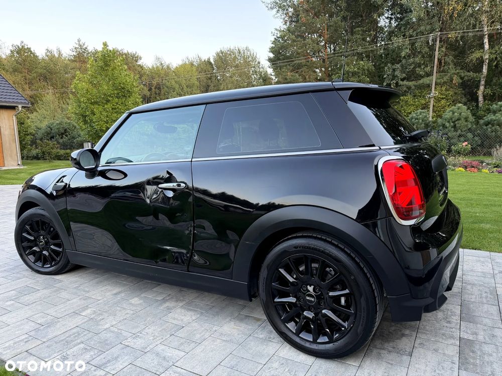 MINI ONE Blackyard - 22