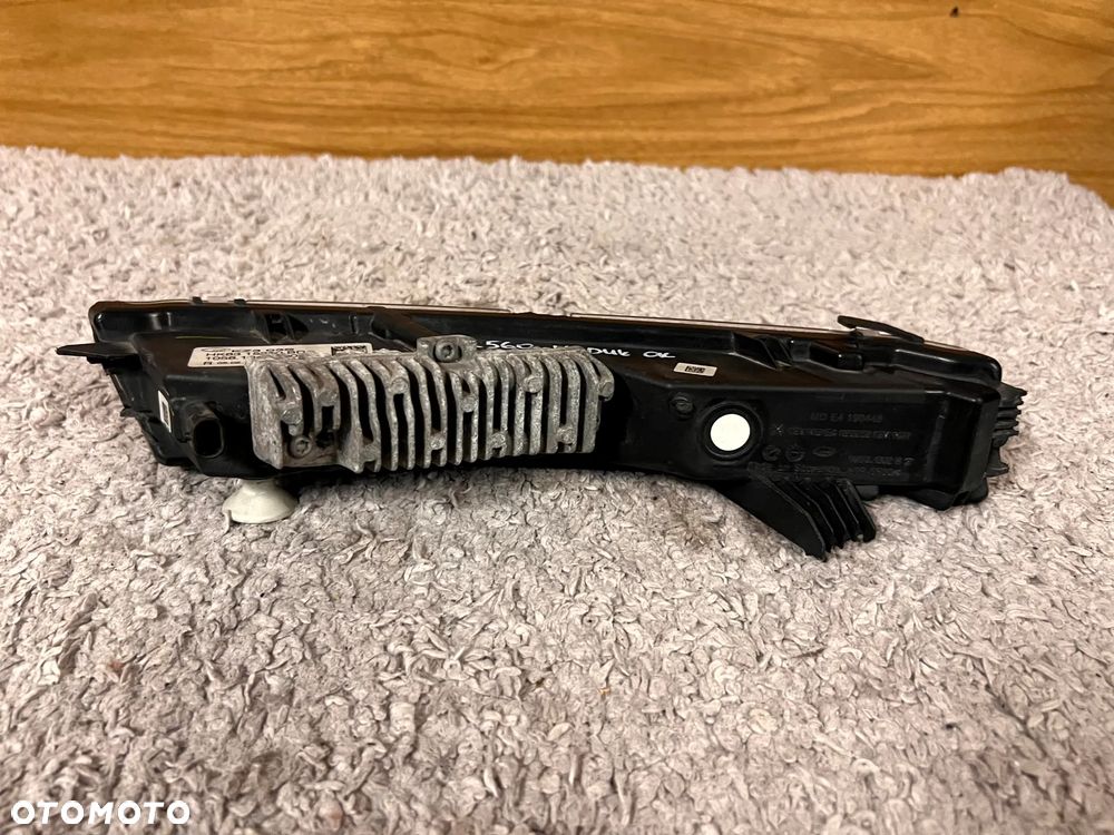 JAGUAR F-PACE X761 RANGE ROVER VELAR L560 ŚWIATŁO DRL LED DZIENNY PRAWY PRAWA STRONA USZKODZONE UCHWYTY MODUŁ SPRAWNY HK83-15200-BD - 4