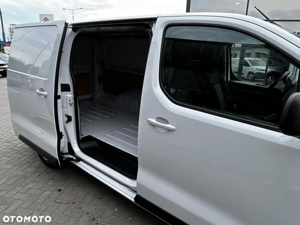 Opel Vivaro - 10