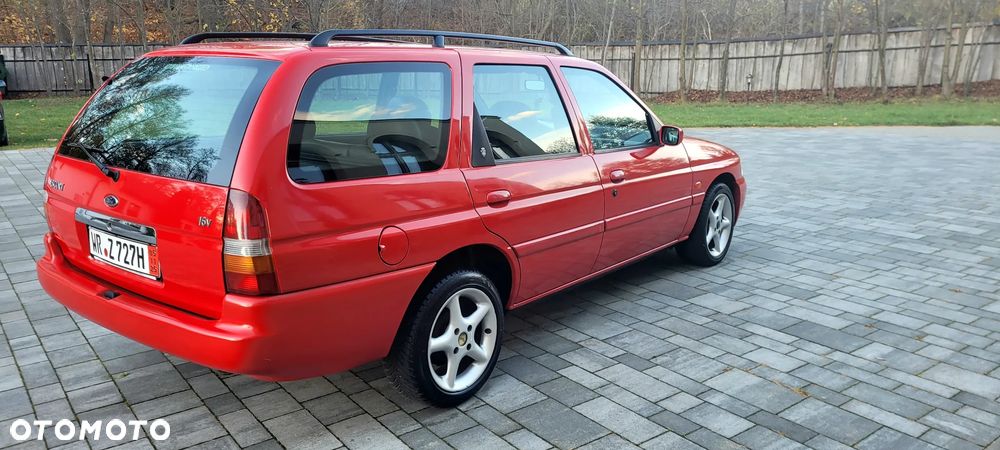 Ford Escort 1.8 16V Ghia - 4