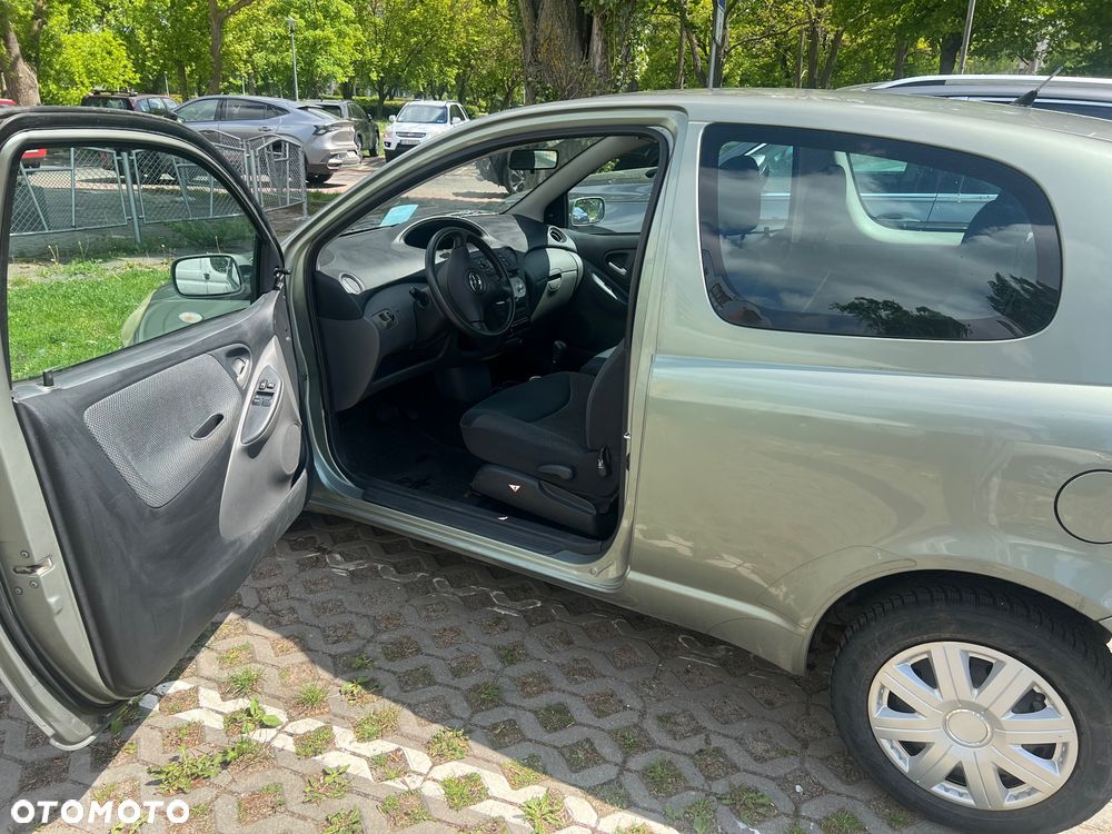 Toyota Yaris 1.0 Sol MM - 13