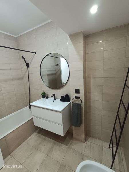 Apartamento T2 c/garagem fechada - Grande imagem: 5/8