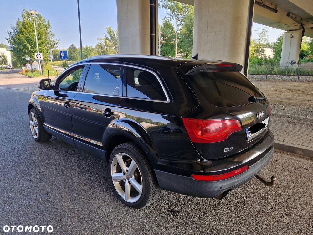 Audi Q7 - 2