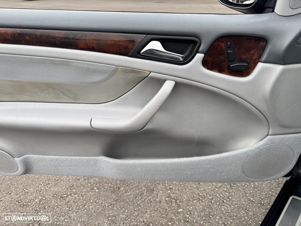 Mercedes-Benz CLK 200 - 12