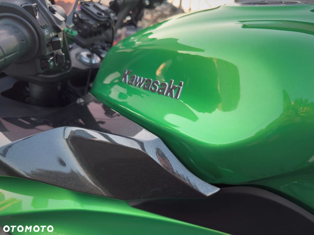 Kawasaki Ninja 1000 SX - 21