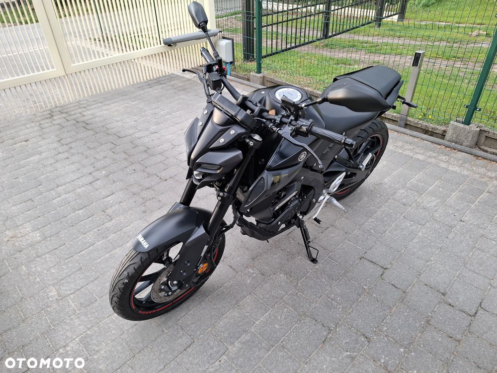Yamaha MT - 32