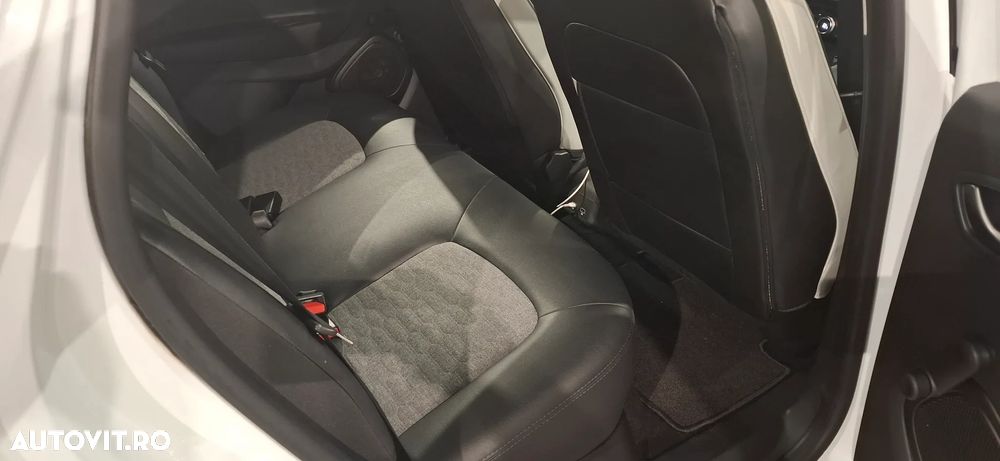 Renault ZOE - 13