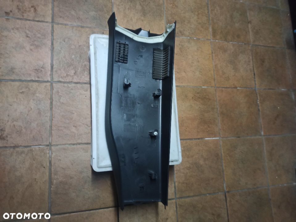 Słupek B VW T5 T6 7H1867292SH/MF - 2