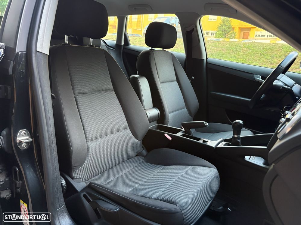 Audi A3 Sportback 1.6 TDI Attraction Business Line - 6