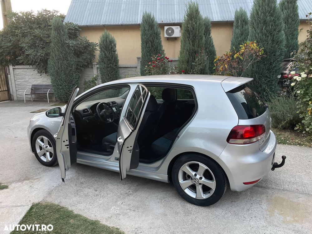 Volkswagen Golf - 12