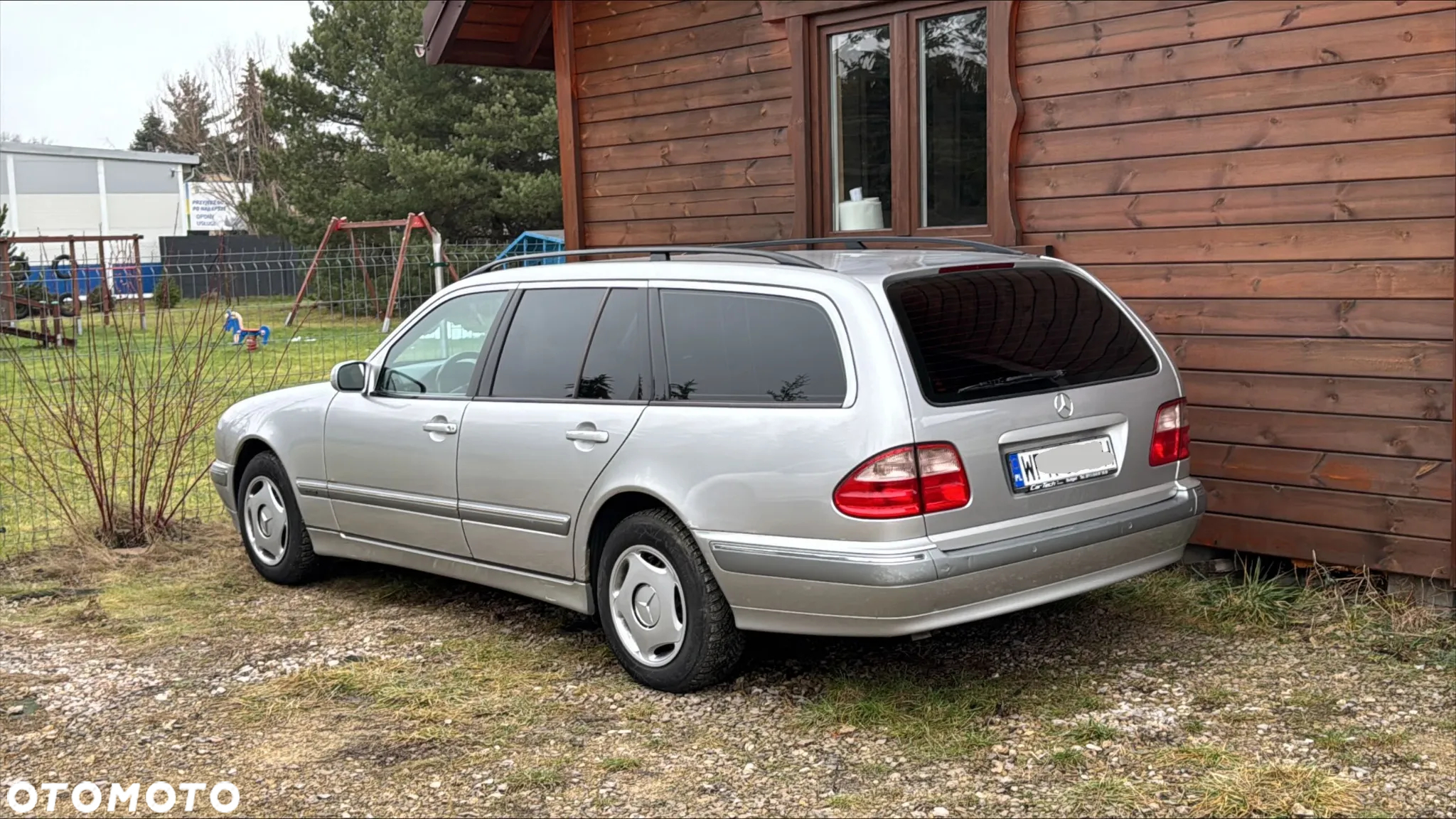 Mercedes-Benz Klasa E - 2