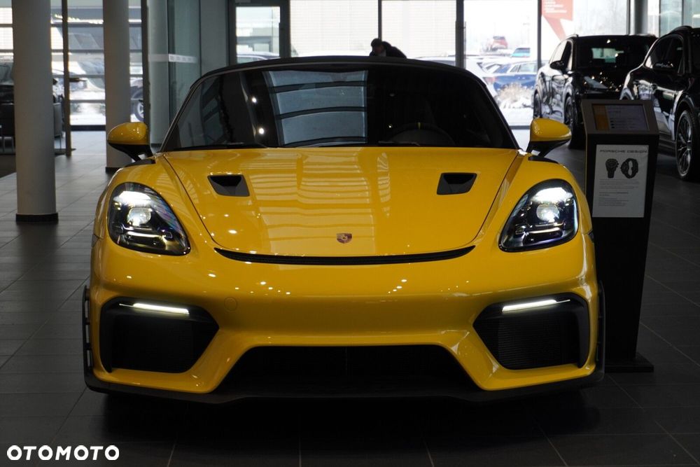 Porsche 718 Spyder - 14