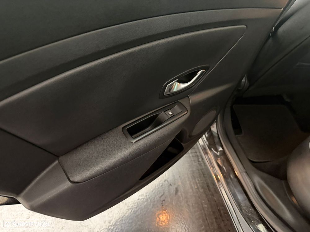 Renault Mégane Sport Tourer 1.5 dCi GT Line - 12