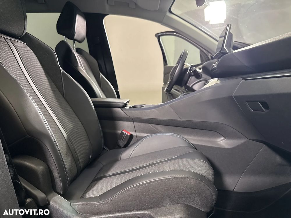 Peugeot 3008 - 12