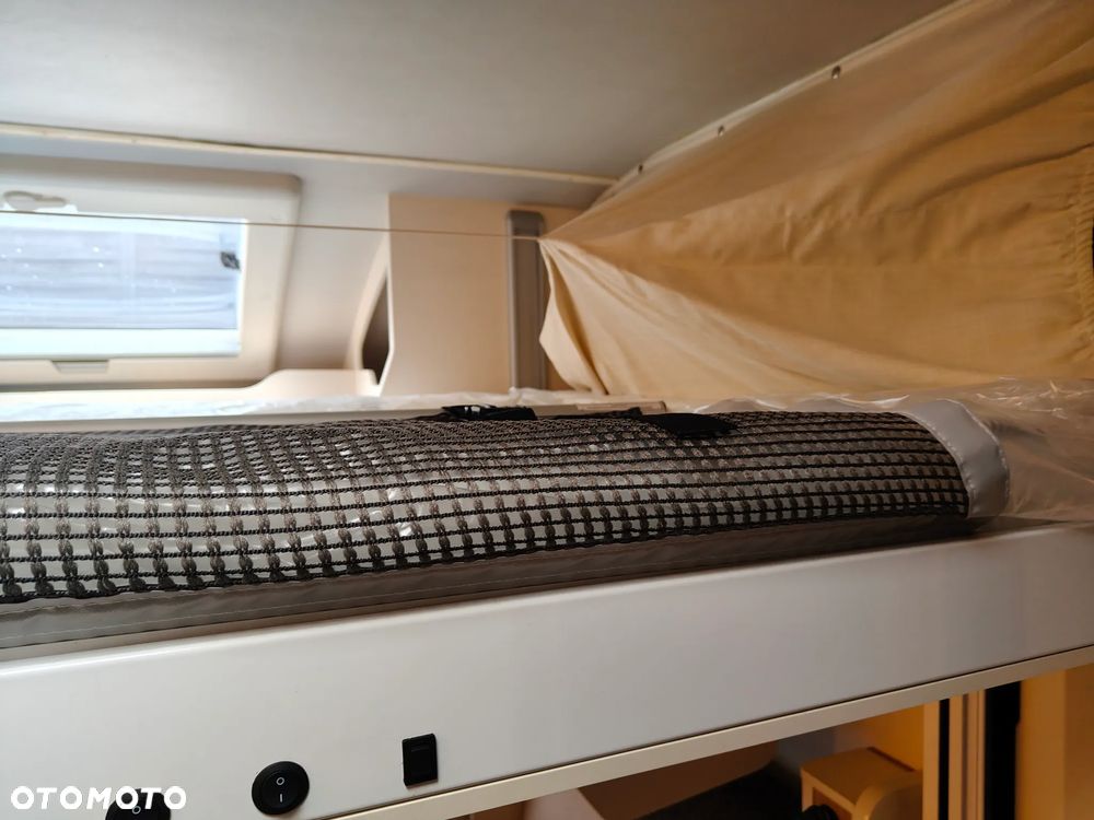 Ford Kamper - 23