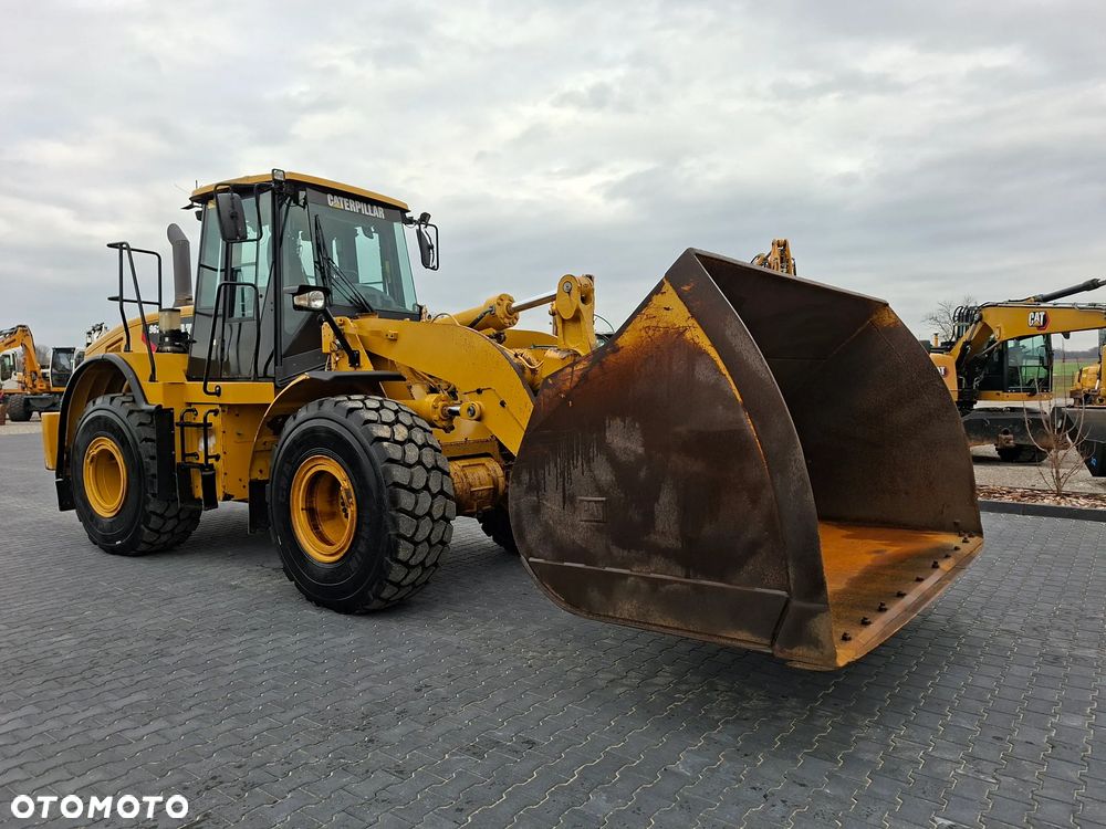 Caterpillar CAT 962H Rok 2010 - 8